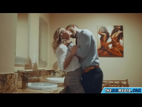 ❤️ Wenn eine vollbusige Blondine dich in einer öffentlichen Toilette verführt ❌ Porno fb bei uns de.tuberxxx.ru ﹏